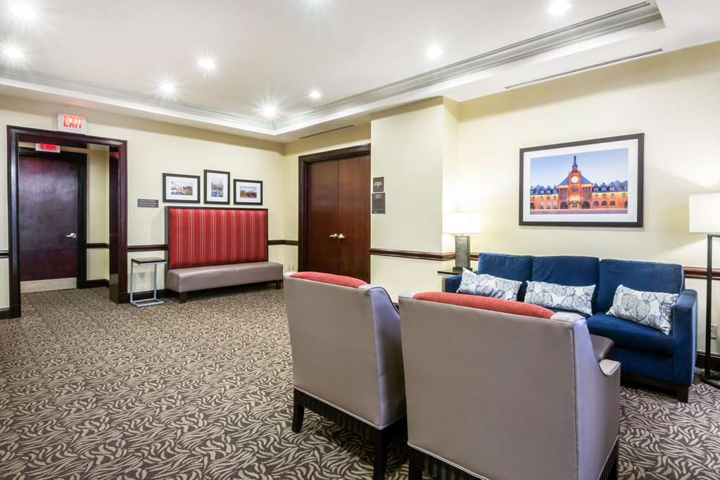 Comfort Suites at Woodbridge - photo 6