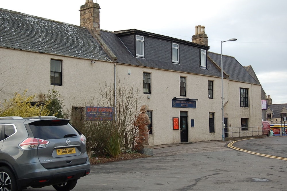 Meldrum Arms Hotel — hotel in Inverurie