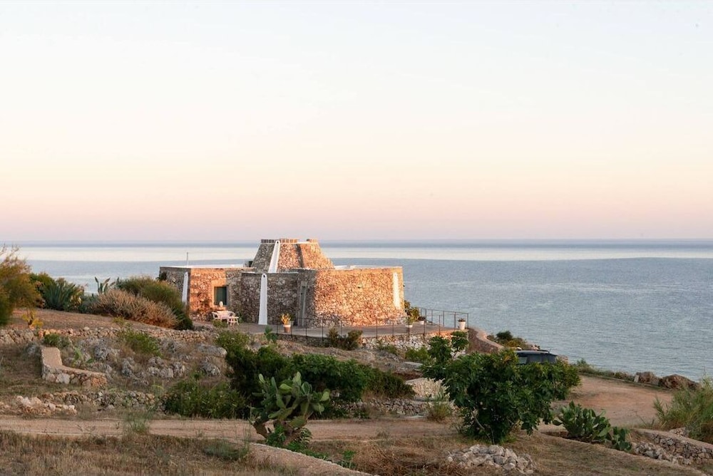 Trullo Exclusive Pearl of the Ionian Sea — hotel in Morciano Di Leuca