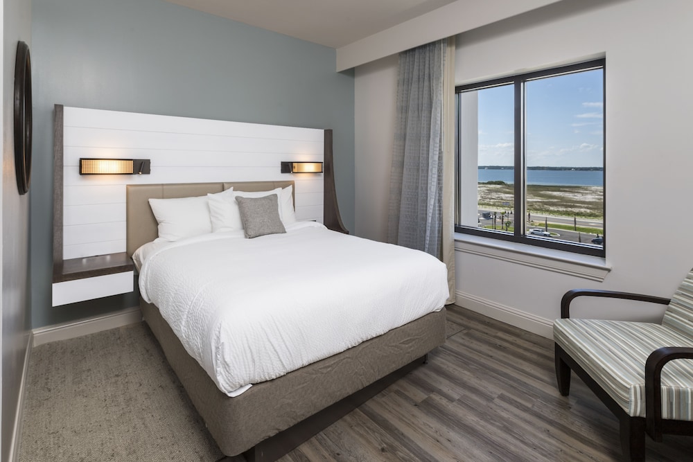 SpringHill Suites by Marriott Navarre Oceanfront - photo 27
