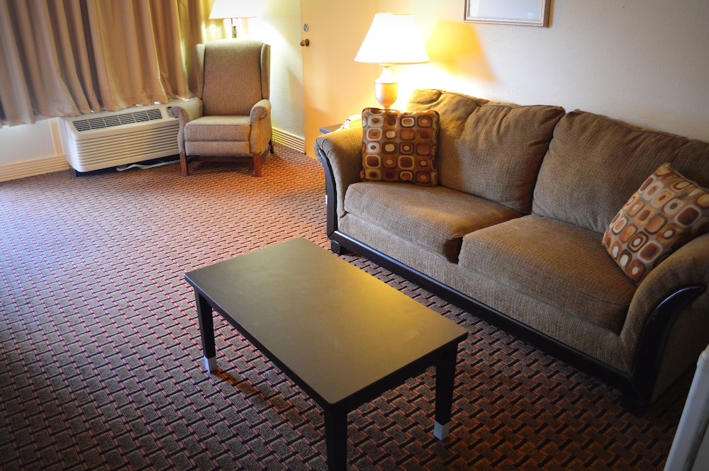 Parkway Inn of Birmingham - photo 9