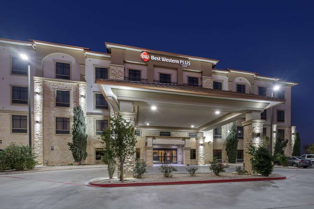 Best Western Plus Midland Suites in Midland, United States