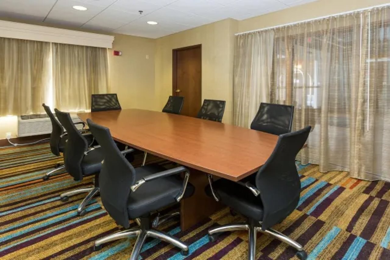 Fairfield Inn and Suites by Marriott Des Moines West - photo 10