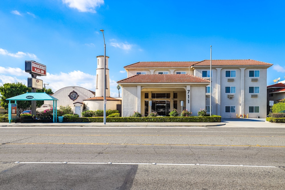 Brookhurst Plaza Inn in Anaheim, United States