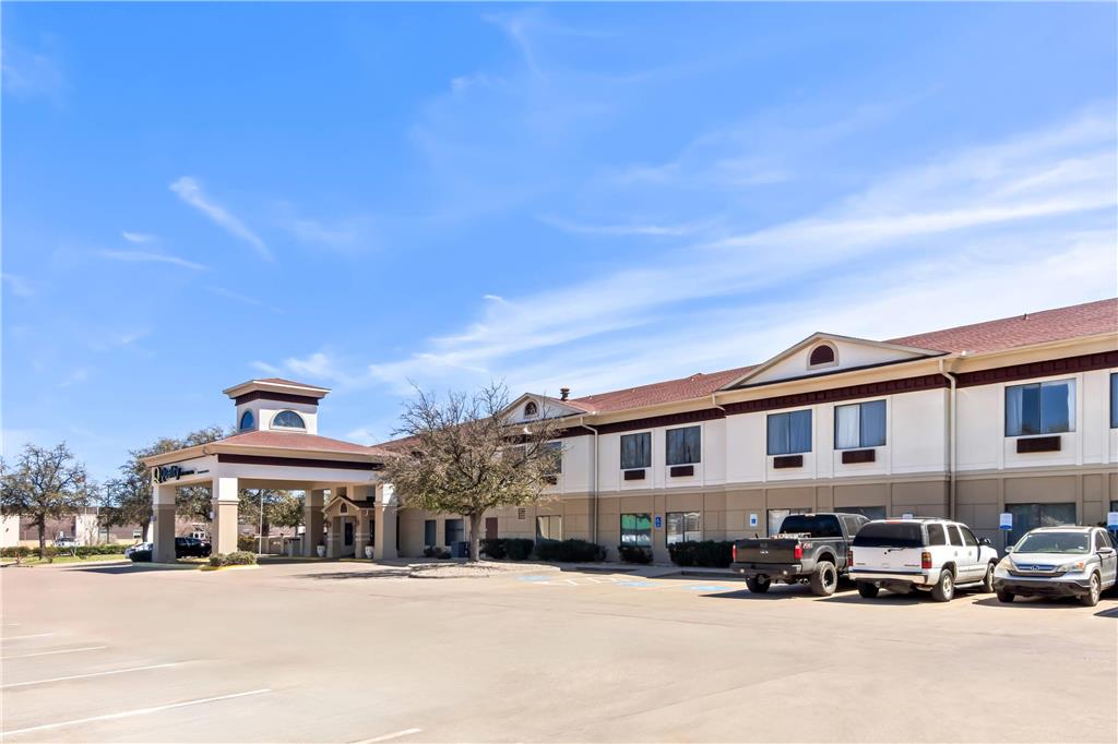 Quality Inn & Suites Granbury - photo 3
