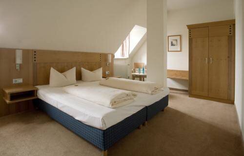 Huberwirt - carbon neutral hotel in Eching