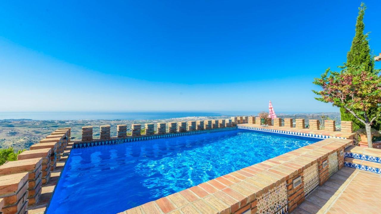 Casa Alcazaba de Beas Velez Malaga by Ruralidays — 4-Star Luxury Hotel in Velez-Malaga, Spain
