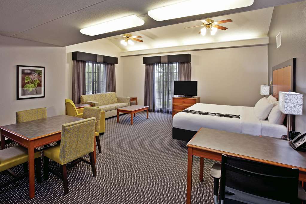 La Quinta Inn by Wyndham Nashville South - photo 24