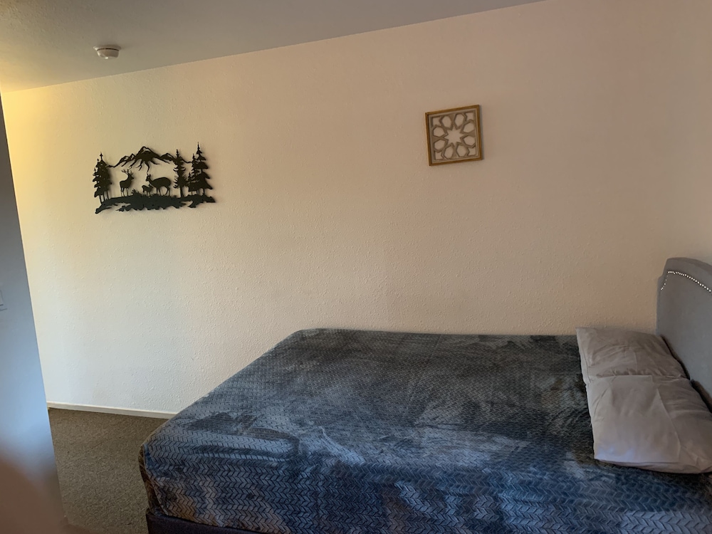 Brownsville Motel - photo 48