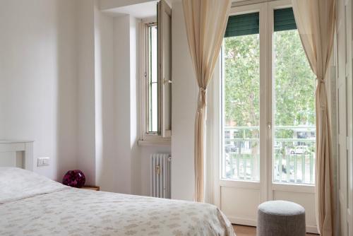 Youhosty Pisa 18 — 4-Star Luxury Hotel in Milan, Italy