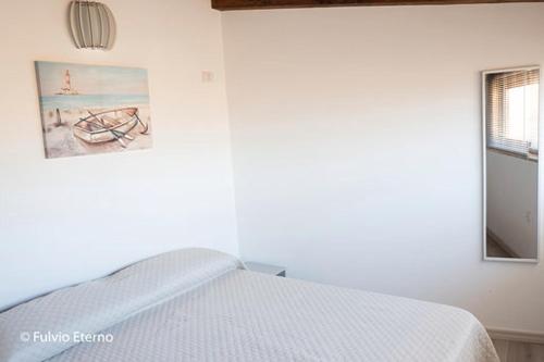 Casa vacanza la finestra sul porto — 4-Star Luxury Hotel in Castellammare Del Golfo, Italy