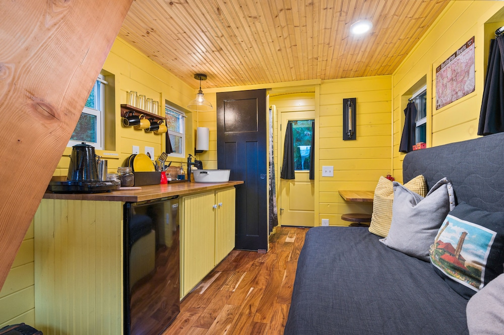 Tiny Digs Hotel of Tiny Houses - photo 72