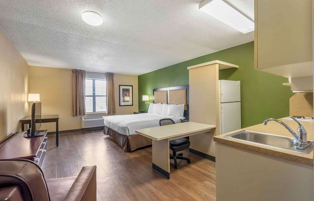 Extended Stay America Select Suites Chicago Downers Grove - photo 16