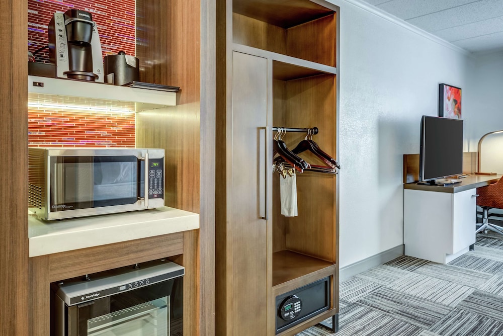 Hilton Garden Inn Boston Waltham - photo 18