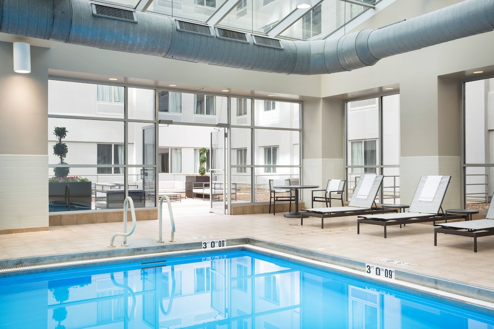 AC Hotels by Marriott Chicago Downtown - photo 12