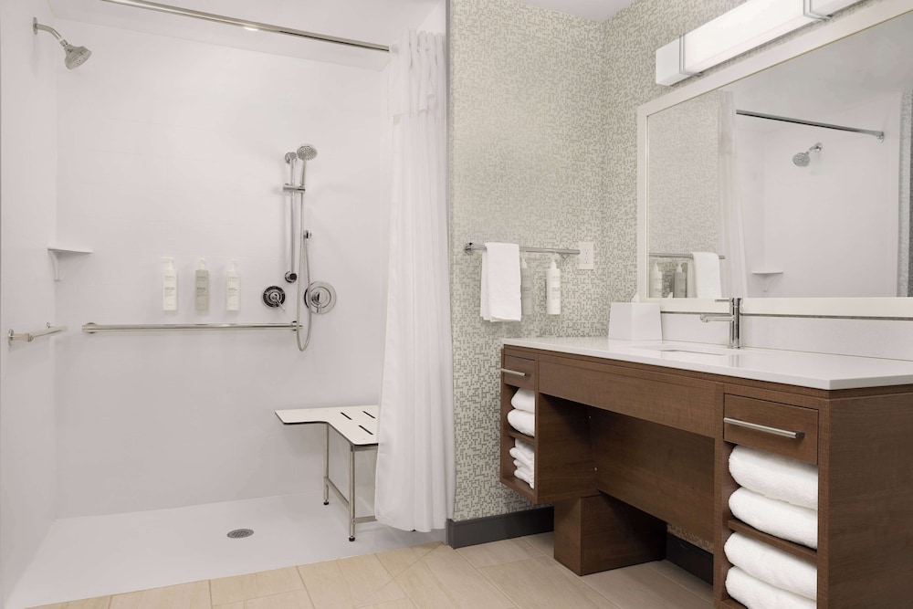 Home2 Suites by Hilton Durham University Medical Center - photo 23