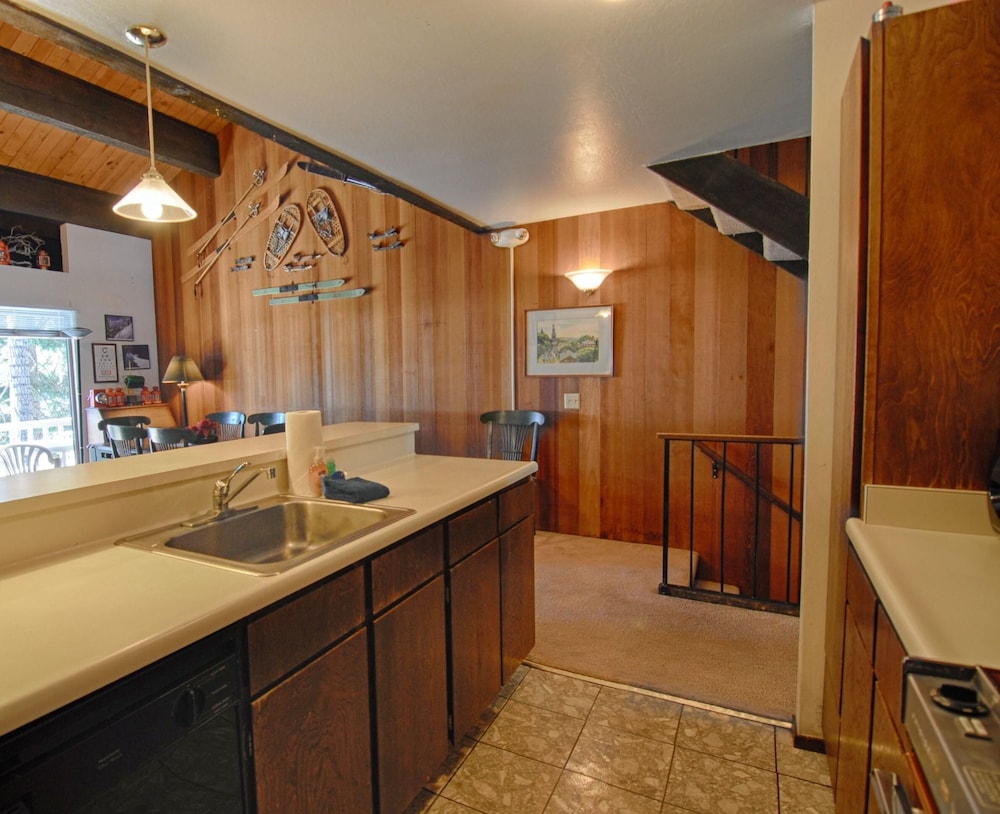 Vidor Village - photo 12
