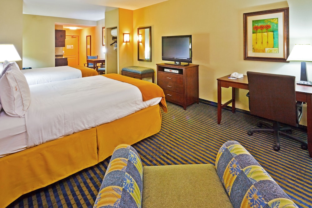 Holiday Inn Express Hotel Ooltewah Springs Chattanooga by IHG - photo 8