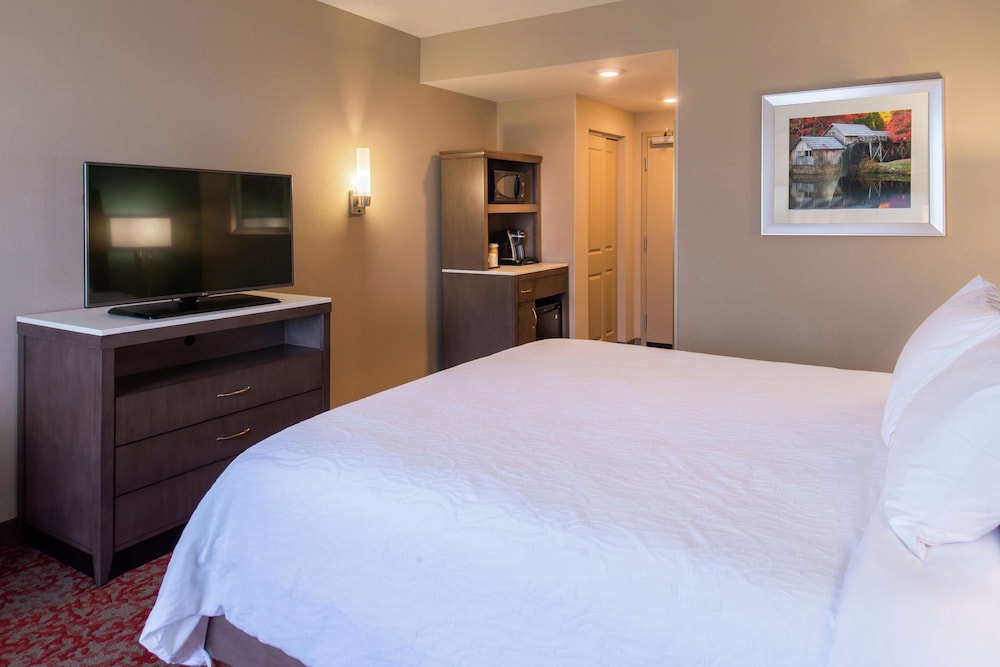 Hilton Garden Inn Bristol - photo 22