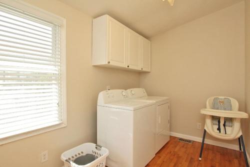 This Is It by Oak Island Accommodations - photo 39