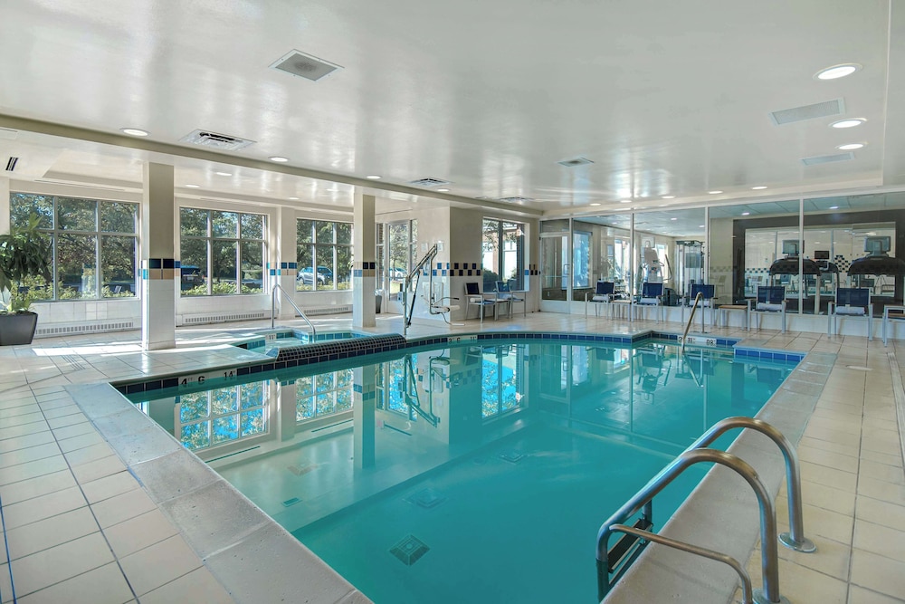 Hilton Garden Inn Detroit Metro Airport - photo 32