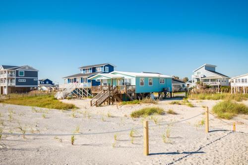 Moon Struck by Oak Island Accommodations - photo 8