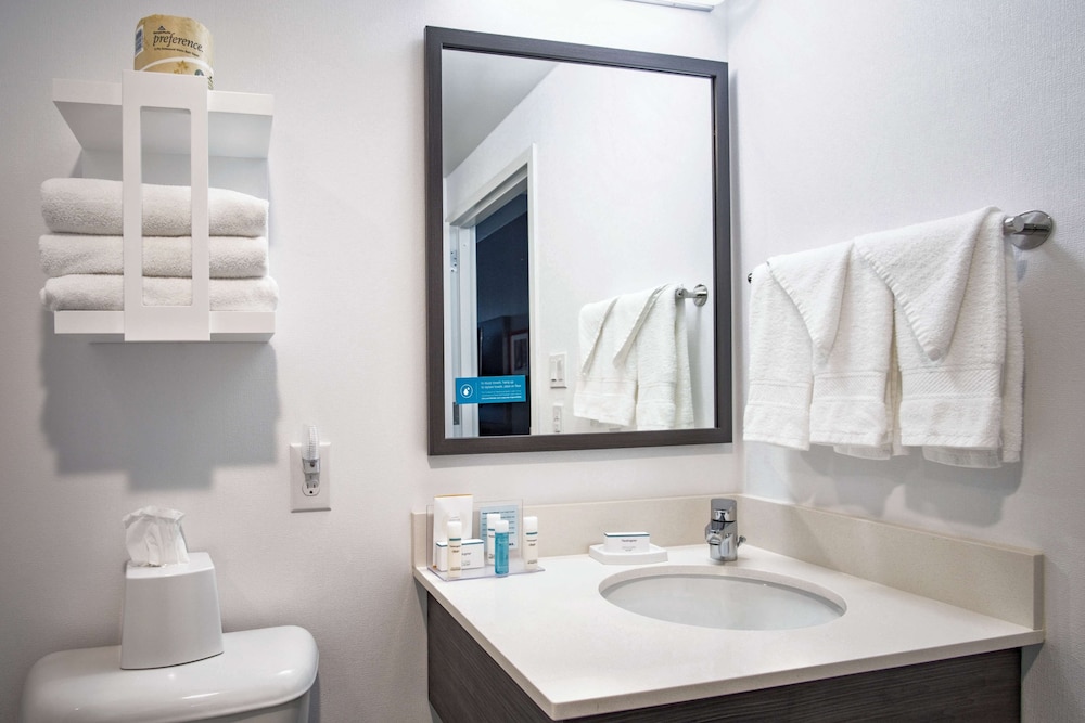 Hampton Inn Oklahoma City Yukon - photo 30