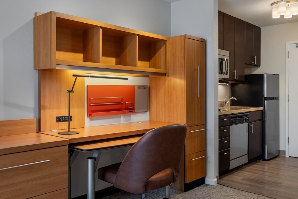 TownePlace Suites Albuquerque North - photo 8