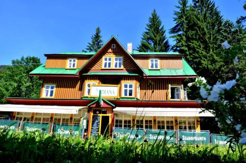 Hotel Diana — hotel in Spindleruv Mlyn