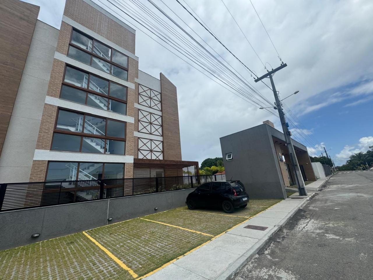 Apartamento Águas de Guarajuba á 4 min da praia — 4-Star Luxury Hotel in Camacari, Brasil