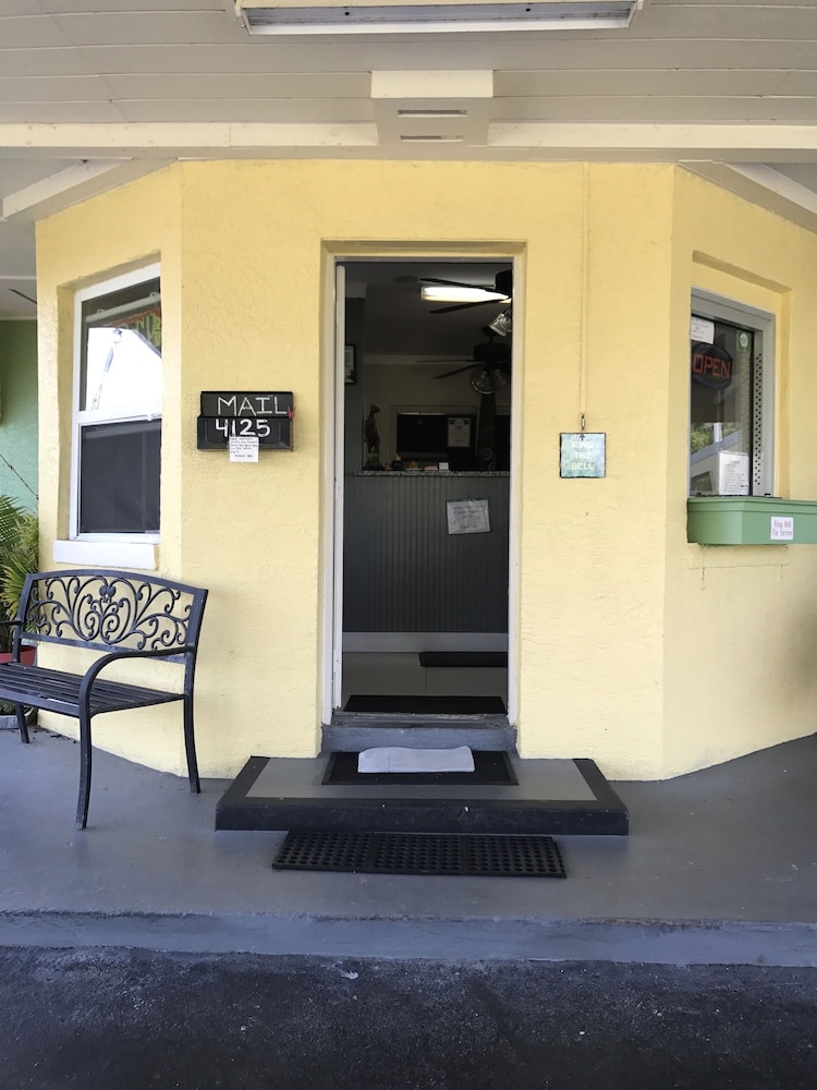 Apollo Inn Motel - photo 29