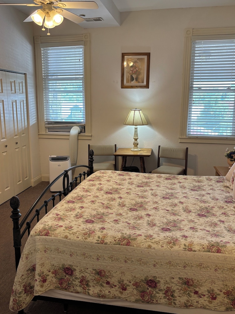 Hermann Crown Suites - photo 112