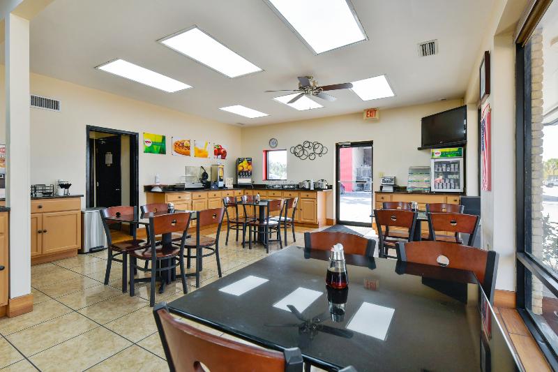 OYO Hotel Lake Park Valdosta I 75 Exit 5 - photo 22