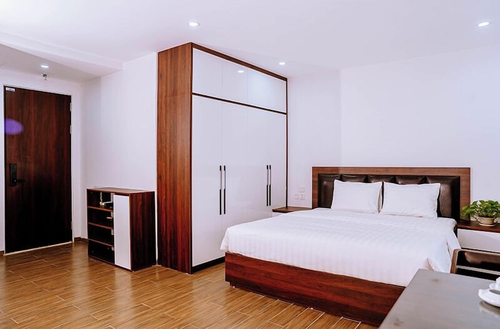 Văn Lâm Hotel — Unknown City — photo 4