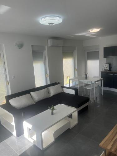 Beautiful and large 80 m2 apartment with 3 balconies — 4-Star Luxury Hotel in Biograd Na Moru, Croatia