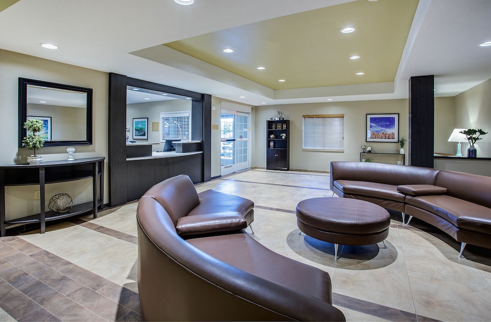 Candlewood Suites Bowling Green by IHG - photo 40