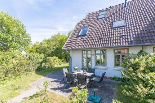 Ferienhaussiedlung Strandperlen Sanddornhof 7a — Wustrow