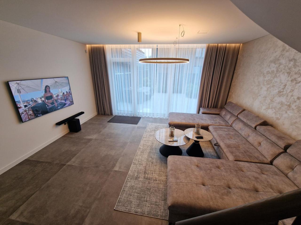 MONCI erdvūs apartamentai Monciskėse su uždaru kiemeliu in Palanga, Lithuania