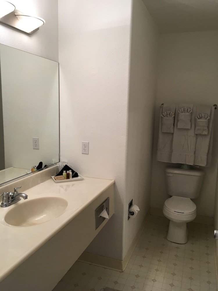 Clear Lake Cottages & Marina - photo 117