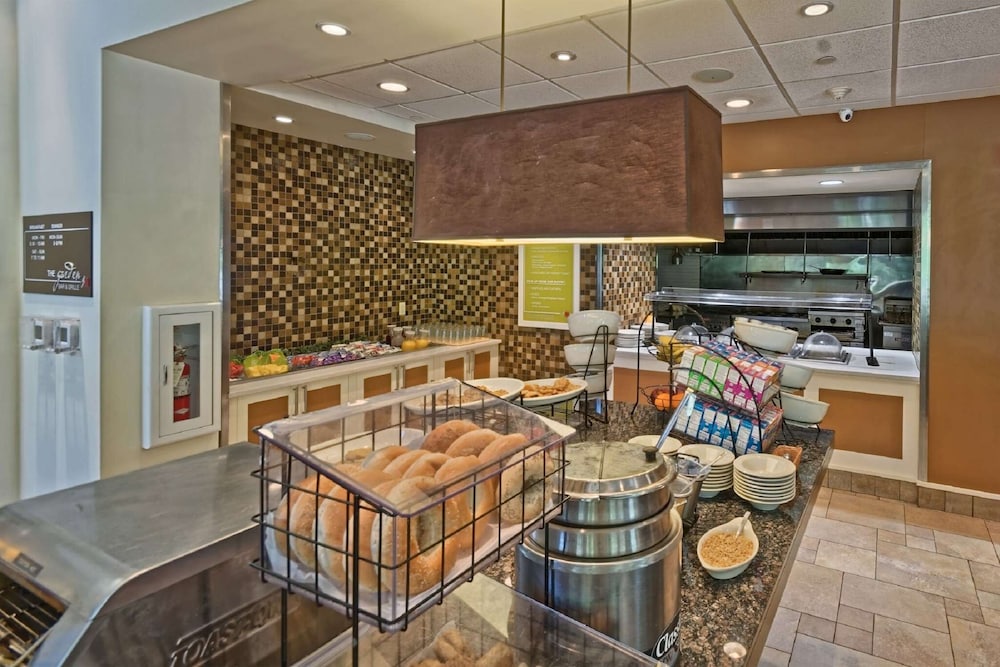 Hilton Garden Inn Mt. Laurel - photo 31