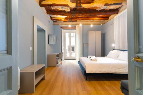 Il Disinganno Elegant Historic Residence in the center — 4-Star Luxury Hotel in Naples, Italy