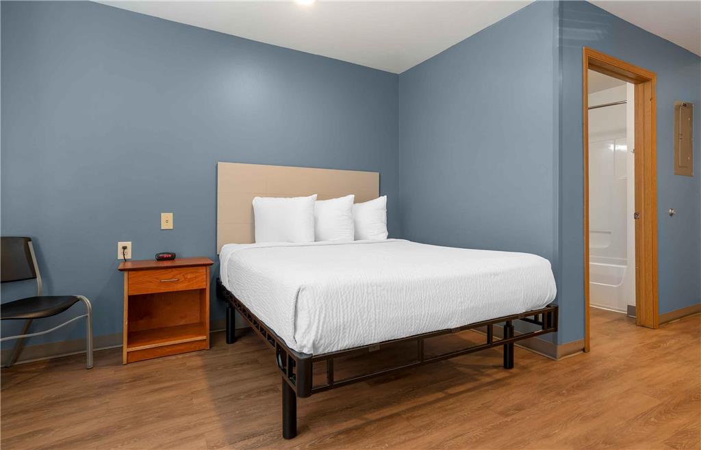 Extended Stay America Select Suites Tampa Brandon East - photo 21