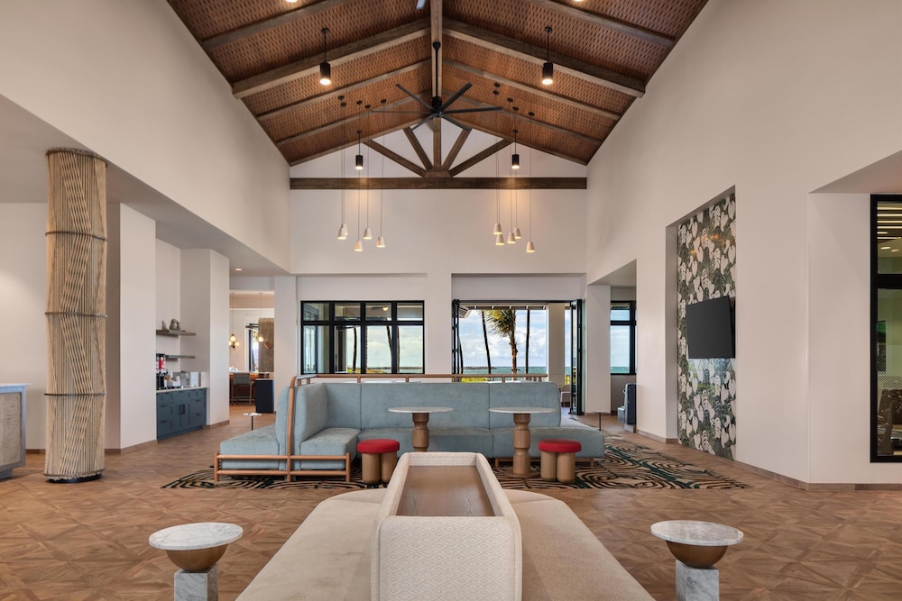 Hampton Inn & Suites by Hilton Maui North Shore - photo 5