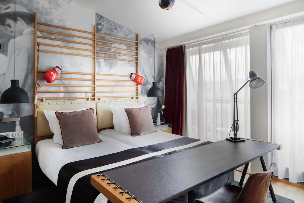 Le 123 Sebastopol Astotel