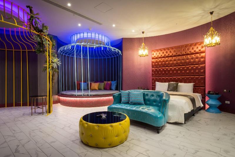 Xinggong Hotel — hotel in Sanhe