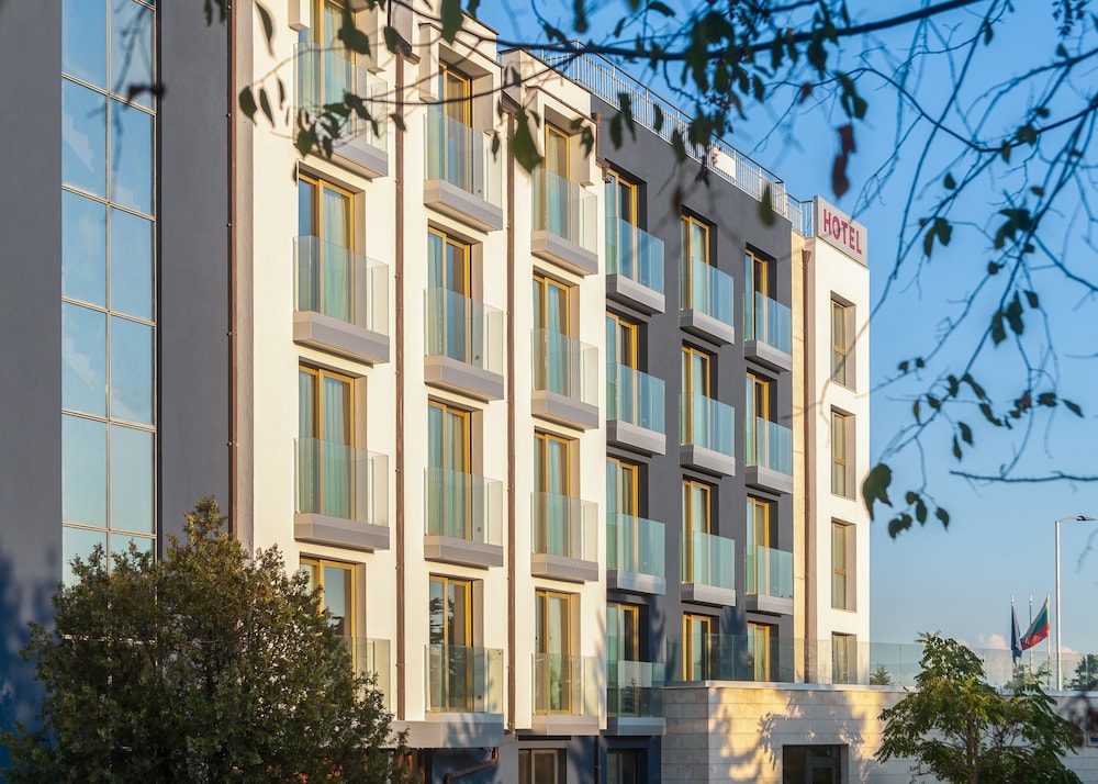 Amiral Hotel - last minute hotel in Varna
