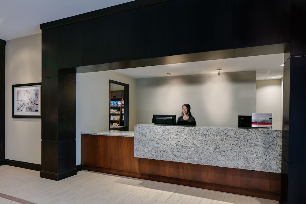 Staybridge Suites Des Moines Downtown by IHG - photo 26