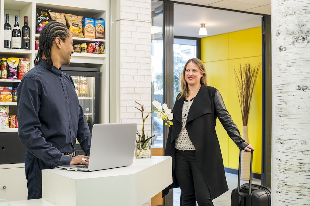 Aparthotel Adagio Access Paris Vanves Porte De Chatillon — Vanves