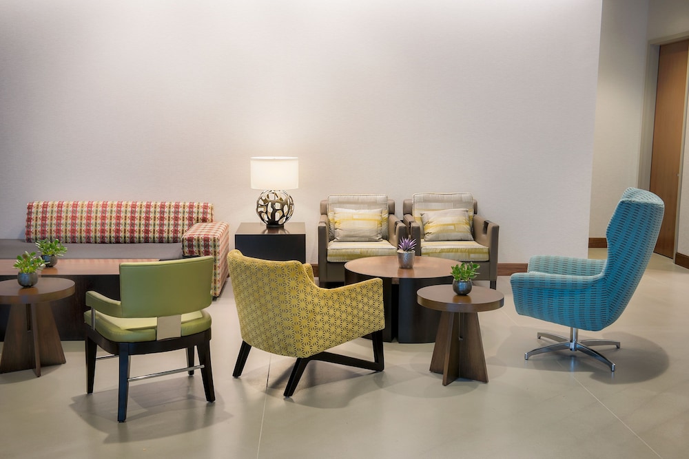 The Hotel At Oberlin - photo 4