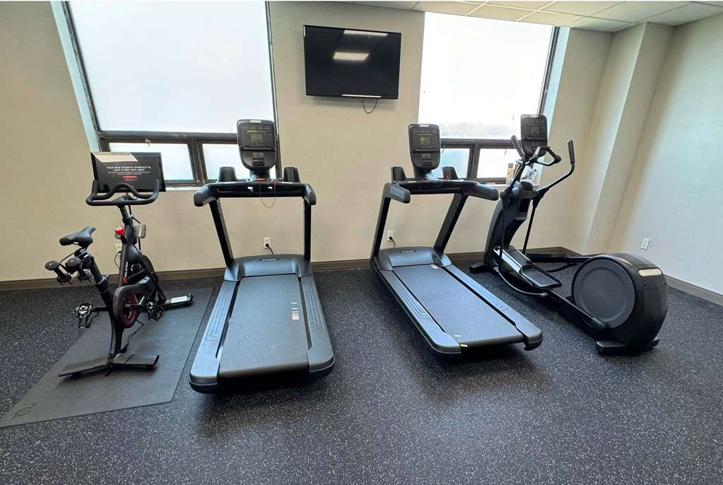 La Quinta Inn & Suites by Wyndham New Haven - photo 39